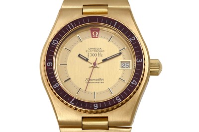 AN EXTREMELY RARE AND WELL-PRESERVED MEN’S OMEGA 18K YELLOW GOLD ELECTRONIC BRACELET WATCH.
