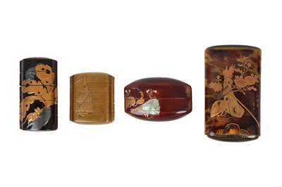 Lot 141 - λ THREE JAPANESE INRO AND A TORTOISE SHELL CIGARETTE CASE