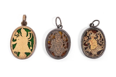 Lot 78 - THREE THEWA GOLD AND GLASS PENDANTS WITH SHRI NATH JI