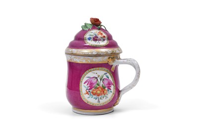 Lot 180 - A MAGENTA-ENAMELLED MEISSEN PORCELAIN SAHLEP MUG FOR THE OTTOMAN MARKET