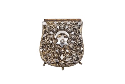 Lot 212 - AN OTTOMAN SILVER FILIGREE CHILD GUNPOWDER CARTRIDGE CASE