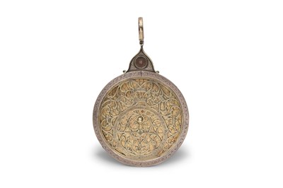 Lot 142 - AN ENGRAVED BRASS ASTROLABE