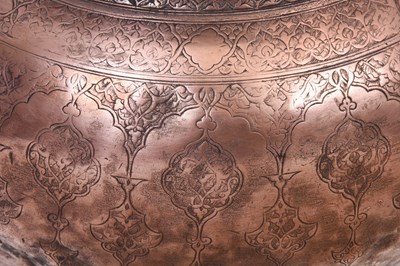 Lot 115 - A LARGE TINNED COPPER BOWL