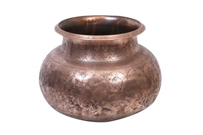 Lot 115 - A LARGE TINNED COPPER BOWL
