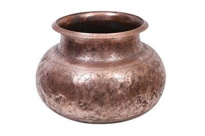 Lot 115 - A LARGE TINNED COPPER BOWL
