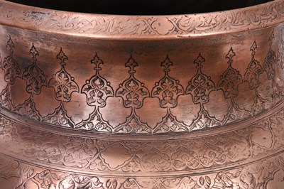 Lot 115 - A LARGE TINNED COPPER BOWL