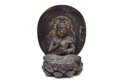 Lot 68 - A GILT WOOD FIGURE OF A DAINICHI NYORAI