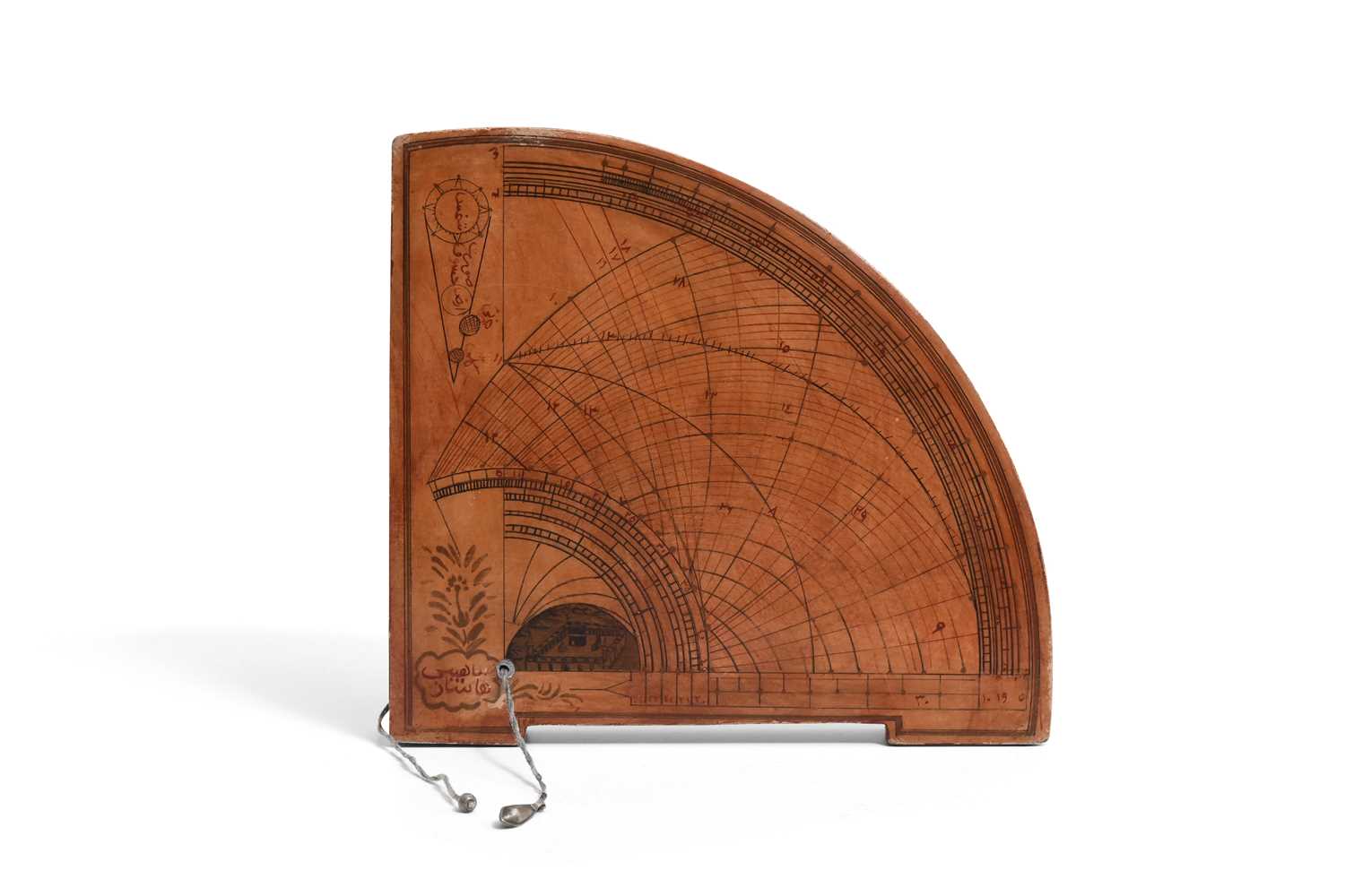 Lot 143 - AN ISLAMIC LACQUERED PAPIER-MÂCHÉ ASTROLABE