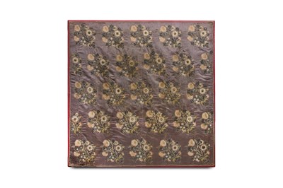 Lot 206 - AN OTTOMAN METAL THREAD-EMBROIDERED PURPLE SATIN SILK BOCCHA