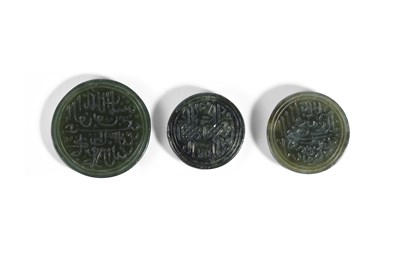 Lot 5 - THREE TIMURID JADE INTAGLIO SEALS