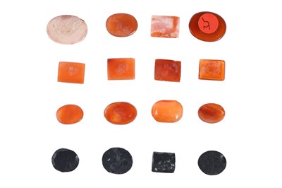Lot 3 - SIXTEEN EARLY KUFIC INTAGLIO SEALS