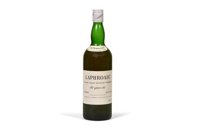 Lot 157 - Laphroaig 10 Year Old